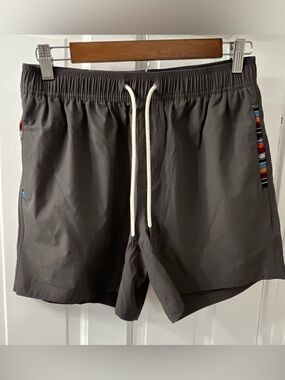 Wowie Nomad 3.0 Short (Hybrid) in Charcoal Active Shorts with White Logo Accent